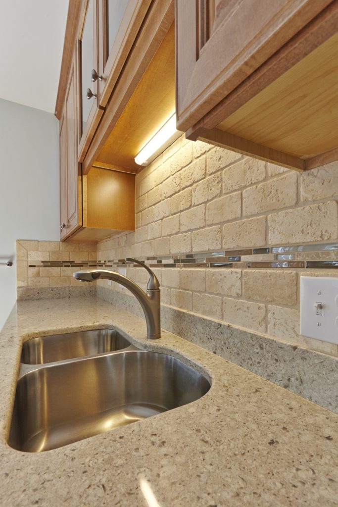 Christiansburg Kitchen Remodeling Contractor with new sink, countertop and splashguard