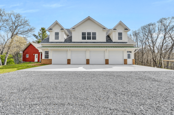 New construction garage, garage apartment, two bedroom, floyd, va